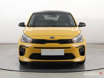 Używany Kia Rio 2020 Żółty Hatchback