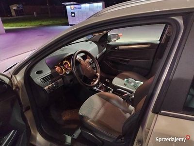 Używany Opel Astra 90 KM (66 kW) 2009