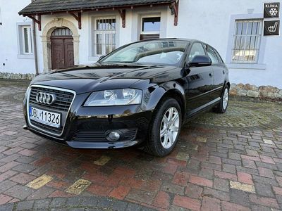 Używany Audi A3 Sportback 102 KM (75 kW) 2009 Czarny Hatchback