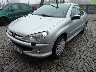 używany Peugeot 206 CC 1.6dm 109KM 2003r. 122 222km