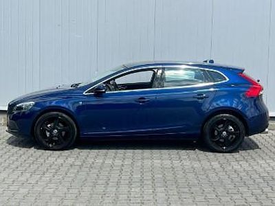 Używany Volvo V40 Ocean Race 150 KM (110 kW) 2016 Inny kolor Sedan/Limuzyna