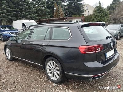 Używany VW Passat 2020 Szary Kombi