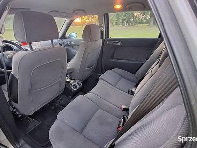 Srebrny Używany 2004 Alfa Romeo 156 Kombi | 2500 zł