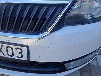 Biały Używany 2014 Skoda Rapid Sedan/Limuzyna | 10 500 zł (Uczciwa cena)