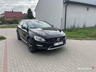 Volvo V60 CC