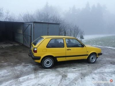 Żółty Używany 1989 VW Golf II Hatchback | 4600 zł