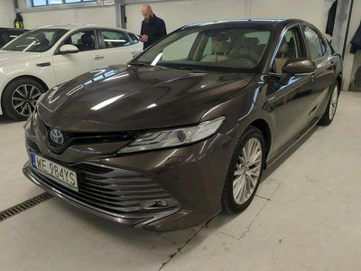 Brązowobeżowy Używany 2020 Toyota Camry Sedan/Limuzyna | 104 900 zł