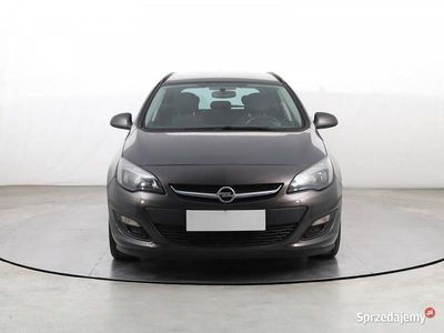 Używany Opel Astra 2014 Szary Kombi