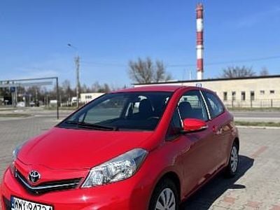używany Toyota Yaris Yaris III niski przebieg, stan idealny