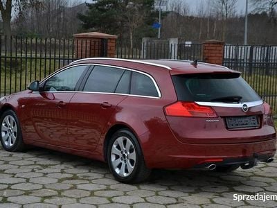 Bordowy Używany 2010 Opel Insignia Sport Kombi | 19 900 zł