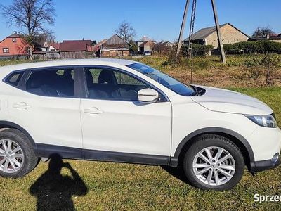 Używany 2016 Nissan Qashqai SUV | 39 500 zł (Uczciwa cena)