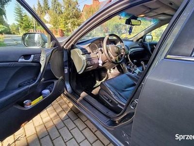 Grafitowy Używany 2009 Honda Accord Kombi | 16 370 zł (Dobra cena)