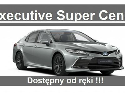 Używany Toyota Camry Executive 218 KM (160 kW) 2023 Srebrny (metalik) Sedan/Limuzyna