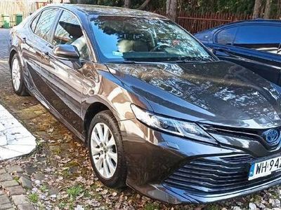 używany Toyota Camry hybryda MC 20