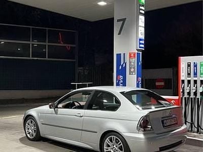 Srebrny Używany 2002 BMW 325 | 30 000 zł