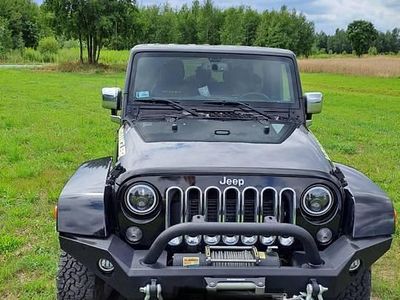 Używany Jeep Wrangler Sahara 2014 Czarny SUV