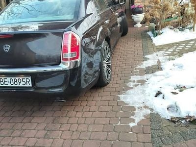 Używany Lancia Thema 2011 Brązowy Sedan/Limuzyna