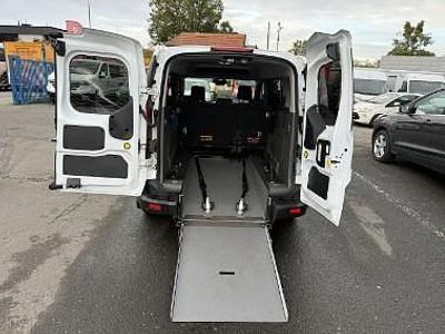 Biały Używany 2020 Ford Tourneo Kombi | 115 000 zł