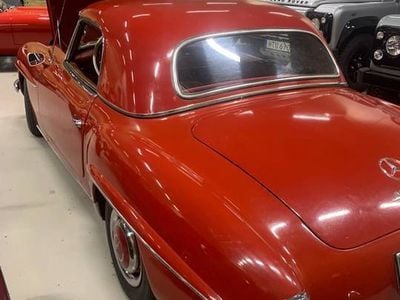 Czerwony Używany 1961 Mercedes 190 Sedan/Limuzyna | 220 000 zł