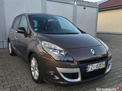 Używany 2011 Renault Scénic III Minivan | 22 900 zł (Uczciwa cena)