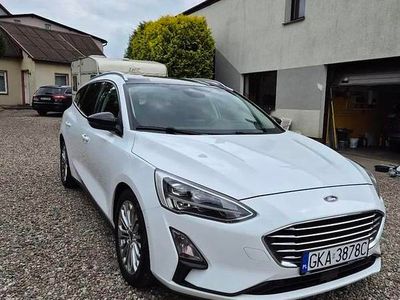 Biały Używany 2018 Ford Focus Kombi | 49 000 zł (Uczciwa cena)
