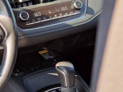 Używany Toyota Corolla Hybrid Executive 2019