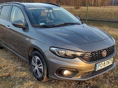 Zielony Używany 2018 Fiat Tipo Kombi | 35 999 zł (Dość drogi)