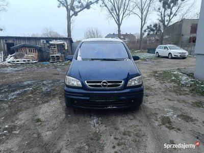 używany Opel Zafira 