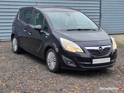 Czarny Używany 2012 Opel Meriva Minivan | 21 700 zł (Uczciwa cena)