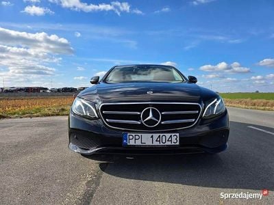 Używany Mercedes E220 2017