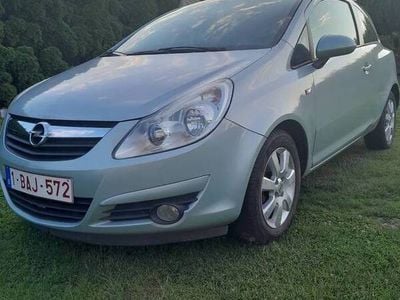 Używany Opel Corsa 80 KM (58 kW) 2009 Srebrny Hatchback