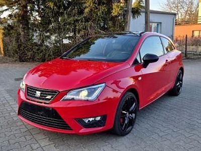Używany Seat Ibiza CUPRA 192 KM (141 kW) 2016 Czerwony Hatchback