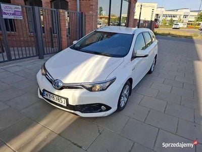 Toyota Auris Hybrid