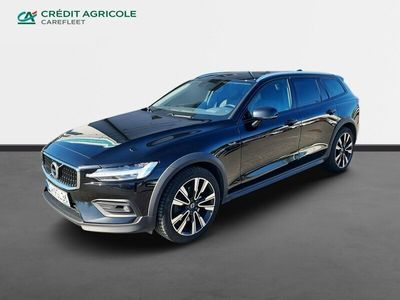 używany Volvo V60 II CC Pro D4 AWD aut Kombi. DW9GL36