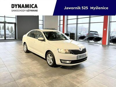 Biały Używany 2015 Skoda Rapid Ambition Sedan/Limuzyna | 26 900 zł (Uczciwa cena)