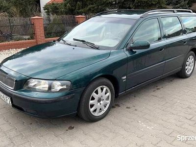 używany Volvo V70 2002r. 2.4 benzyna Kombi