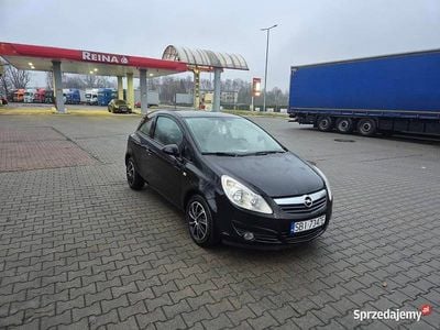 Czarny Używany 2009 Opel Corsa Hatchback | 7300 zł (Uczciwa cena)