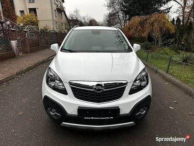 Biały Używany 2012 Opel Mokka SUV | 39 900 zł (Uczciwa cena)