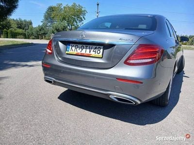 Mercedes E220