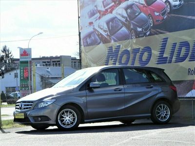 używany Mercedes B180 1.8dm 109KM 2012r. 72 000km