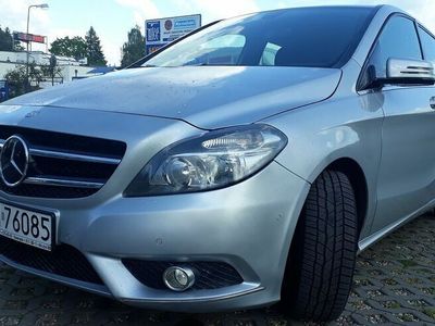 Mercedes B180