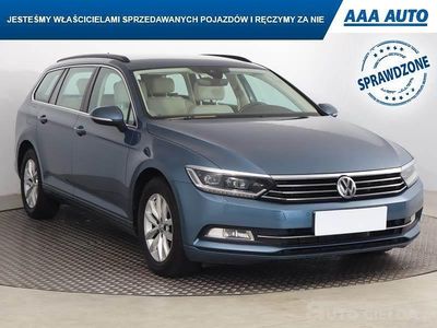 Używany VW Passat 2016 Błękitny