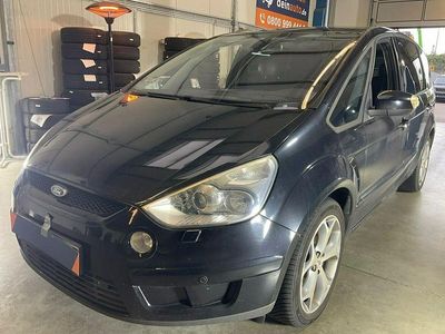 Czarny (metalik) Używany 2009 Ford S-MAX S Minivan | 23 000 zł (Uczciwa cena)