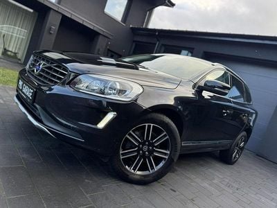 Czarny (metalik) Używany 2014 Volvo XC60 SUV | 49 999 zł (Uczciwa cena)