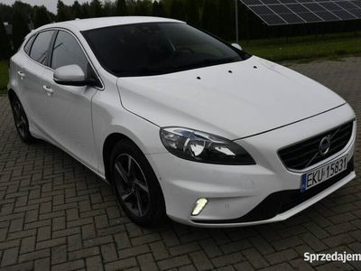 używany Volvo V40 1,6Hdi DUDKI11 R-Design,Navi,Klimatronic,Tempomat…