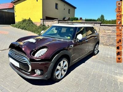 Bordowy (metalik) Używany 2016 Mini Clubman Kombi | 19 900 zł