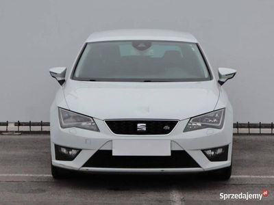 Biały Używany 2015 Seat Leon Hatchback | 41 999 zł (Dobra cena)