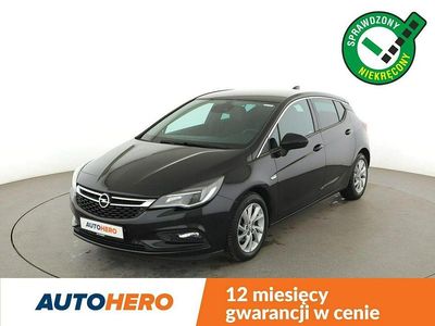 Czarny (metalik) Używany 2017 Opel Astra Innovation Hatchback | 44 900 zł (Dość drogi)