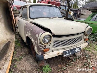 Szary Używany 1982 Trabant 601 Sedan/Limuzyna | 2000 zł