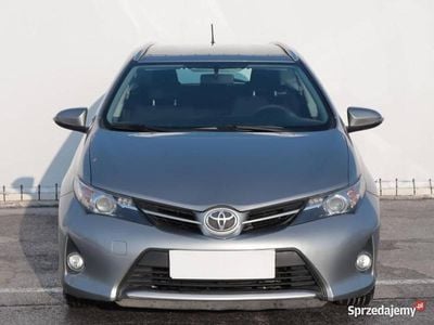 Srebrny Używany 2013 Toyota Auris Kombi | 33 999 zł (Uczciwa cena)